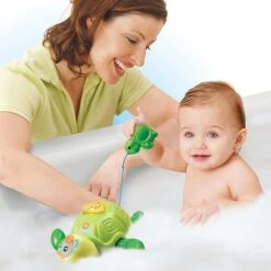 VTECH BABY Maman Tortue Et Son Bébé Nageur -Moulin Roty Soldes 550Wx550H 3417765479052 3