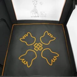 Parc Pliant Prism Sophie La Girafe -Moulin Roty Soldes 550Wx550H 3496181212092 3