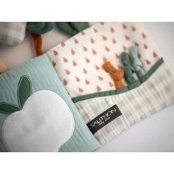 Livre D'éveil Botanica -Moulin Roty Soldes 550Wx550H 3500760128466 3